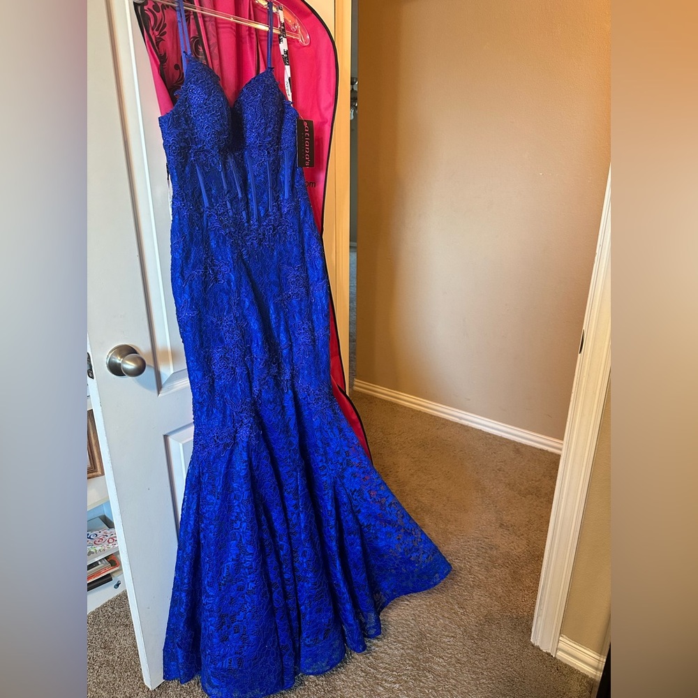 Mermaid Style Formal/Prom Dress with Appliqués and Corset